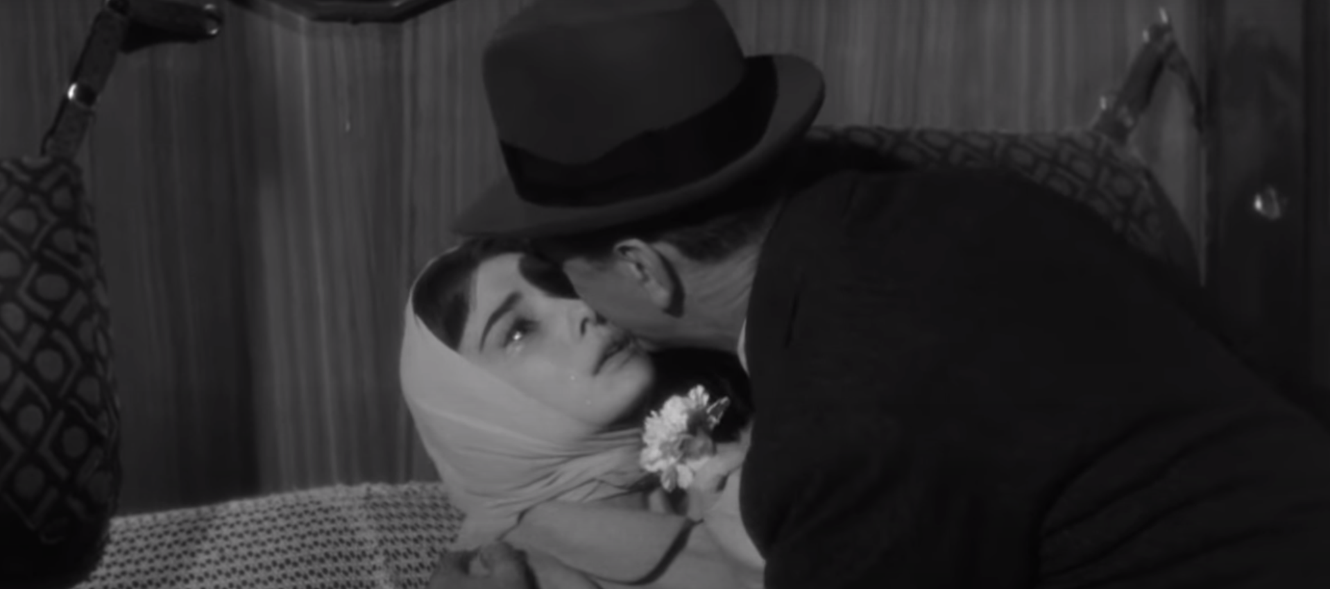 Love_e_kiss.png