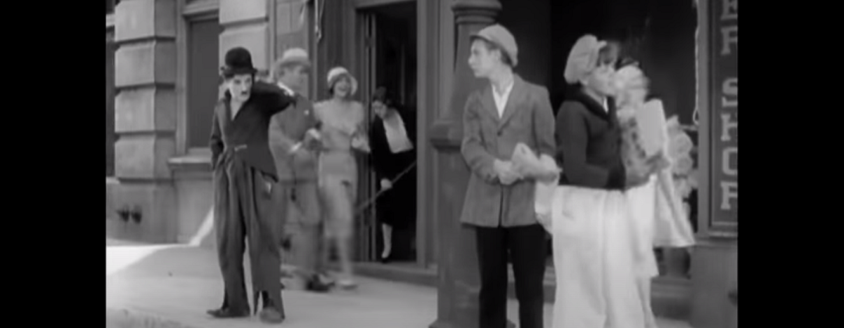 古典映画 街の灯 1931年 チャップリンの名作 再現ストーリー 詳しいあらすじ ネタバレ ラスト考察 解説 評価 レビュー アン ローズ